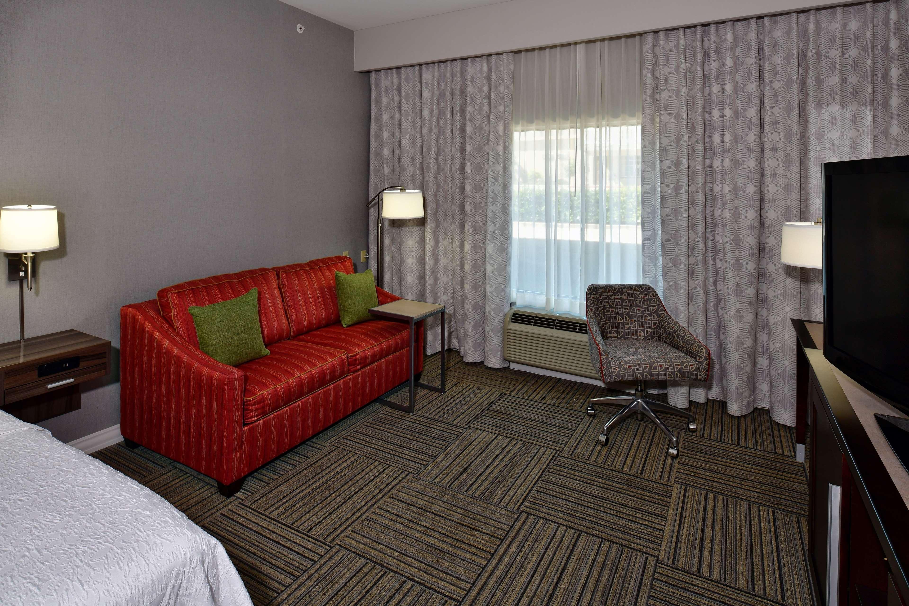 Hampton Inn & Suites Fredericksburg Esterno foto