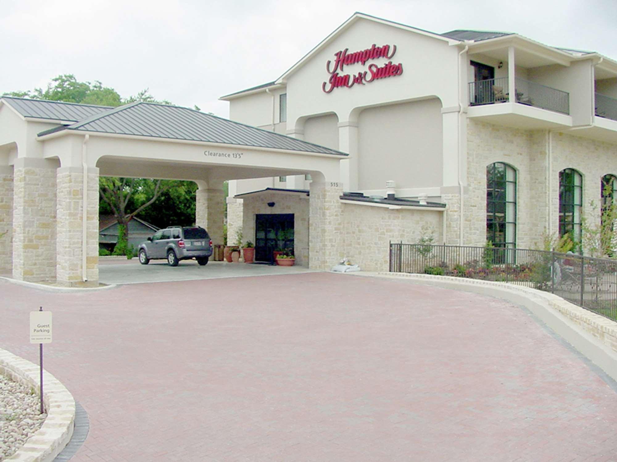 Hampton Inn & Suites Fredericksburg Esterno foto
